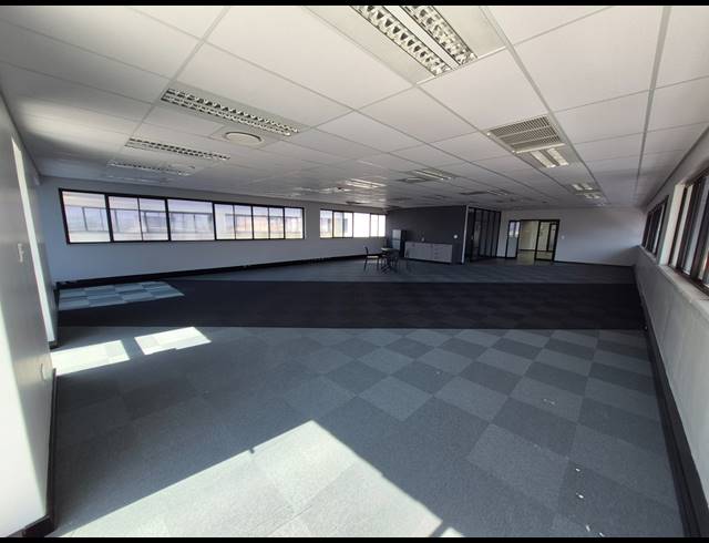 290M² OFFICE TO LET IN SANDTON CENTRAL